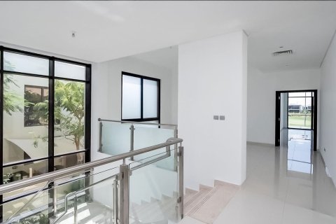 Vila u DAMAC Hills (Akoya by DAMAC), Dubai, UAE 5 spavaćih soba, 510.97 m2 Br. 750708 - fotografija 12