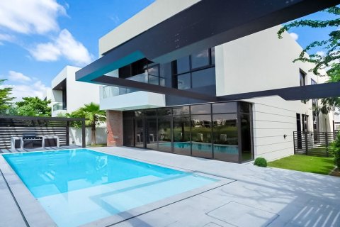 Vila u DAMAC Hills (Akoya by DAMAC), Dubai, UAE 5 spavaćih soba, 510.97 m2 Br. 750708 - fotografija 3