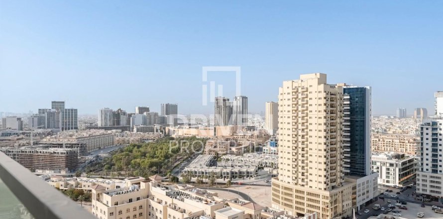 Appartement à Jumeirah Village Circle, Dubai, EAU: 2 chambres, 104 m2 № 653876