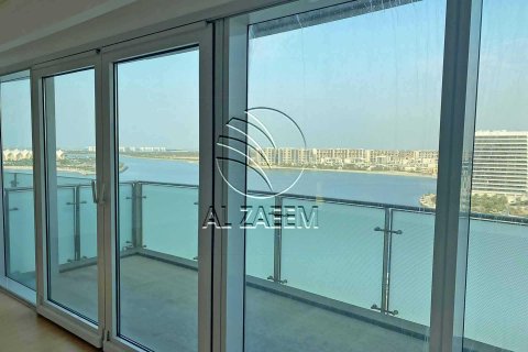 Byt v Al Rahba, Abu Dhabi, SAE 4 ložnice, 227 m² Č.: 614929 - fotografie 2