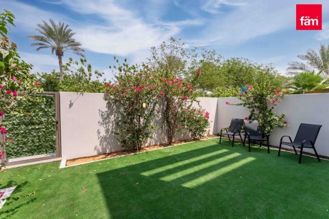 Vilë në Dubai, Emiratet e Bashkuara Arabe 3 dhoma gjumi, 181.2 m2. № 710199 - Foto 18