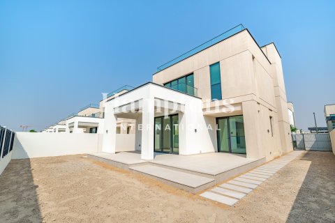 Villa in Arabian Ranches 3, Dubai, UAE 3 bedrooms, 419.92156000 sq.m. № 652557 - photo 22