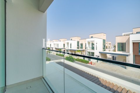 Villa in Arabian Ranches 3, Dubai, UAE 3 bedrooms, 419.92156000 sq.m. № 652557 - photo 19