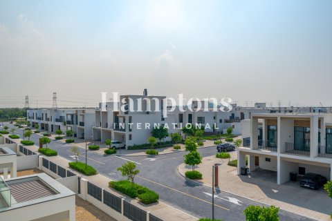 Villa in Arabian Ranches 3, Dubai, UAE 3 bedrooms, 419.92156000 sq.m. № 652557 - photo 30