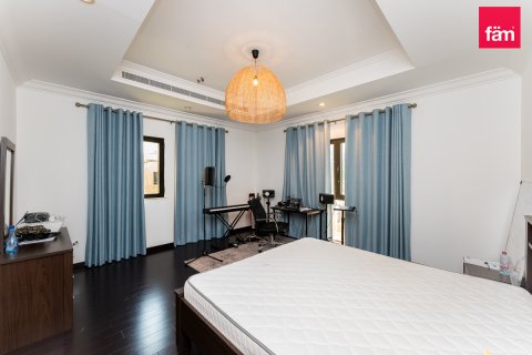 Vila v Palm Jumeirah, Dubai, SAE 4 ložnice, 468.8 m² Č.: 573316 - fotografie 28