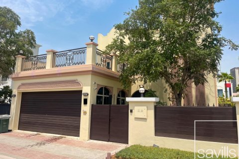 Villa itt: Jumeirah Village Triangle, Dubai, EAE, 4 hálószoba, 675.13 m², azonosító: 764748 - fénykép 2