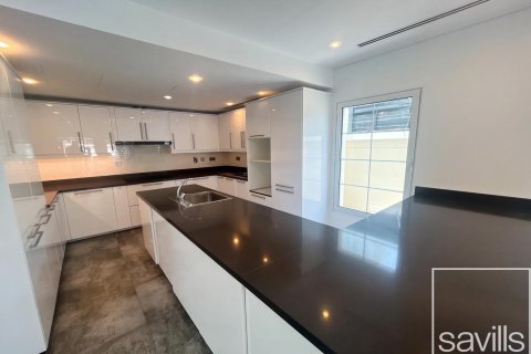 Villa itt: Jumeirah Village Triangle, Dubai, EAE, 4 hálószoba, 675.13 m², azonosító: 764748 - fénykép 5