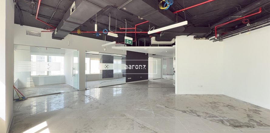 Business Bay、Dubai、UAEにあるオフィス 248.9 m2 No571552