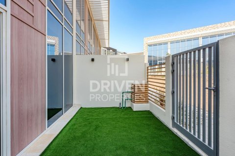 Vila di Dubai Land, UAE 2 bilik tidur, 101 meter persegi № 653996 - foto 20