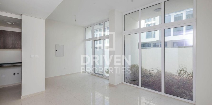 Kamienica w Dubai, ZEA 5 sypialnie, 227.8 mkw. nr 747035