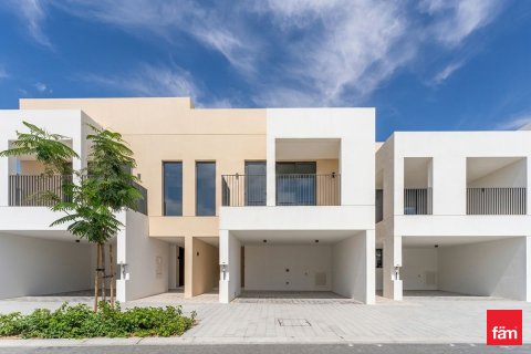 Townhouse in Dubai, UAE 3 bedrooms, 122.6 sq.m. № 719965