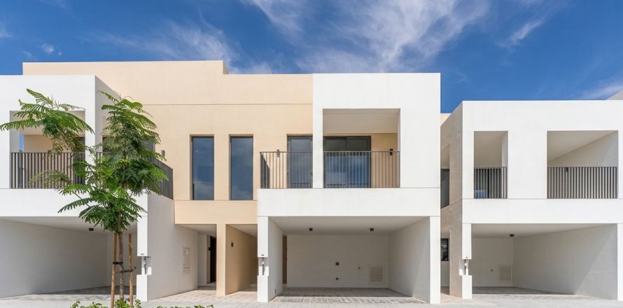 Townhouse in Dubai, UAE 3 bedrooms, 122.6 sq.m. № 719965