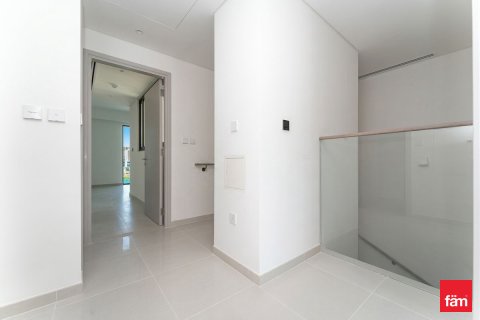 Townhouse in Dubai, UAE 3 bedrooms, 122.6 sq.m. № 719965 - photo 6