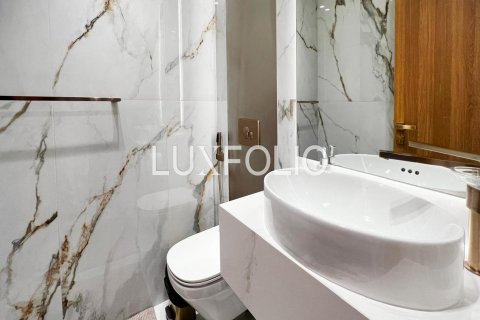 Townhouse in Jumeirah Golf Estates, Dubai, UAE 3 bedrooms, 204 sq.m. № 628331 - photo 17