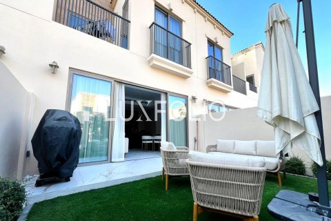Townhouse in Jumeirah Golf Estates, Dubai, UAE 3 bedrooms, 204 sq.m. № 628331 - photo 8