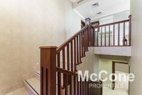 Vila v Meadows, Dubai, SAE 4 ložnice, 387.41 m² Č.: 587572 - fotografie 8