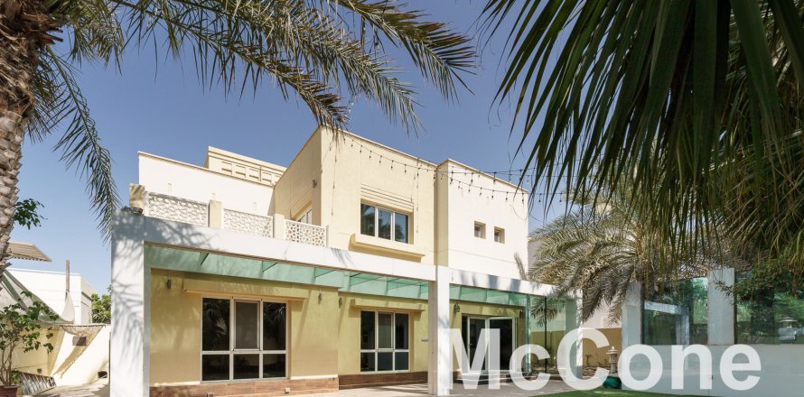 Vila v Meadows, Dubai, SAE 4 ložnice, 387.41 m² Č.: 587572