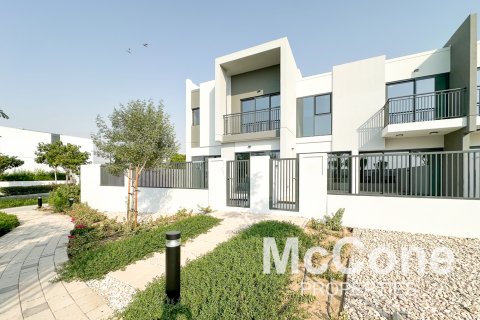 Shtëpi në qytet në Dubai Land, Dubai, Emiratet e Bashkuara Arabe 4 dhoma gjumi, 244.61 m2. № 587569 - Foto 12