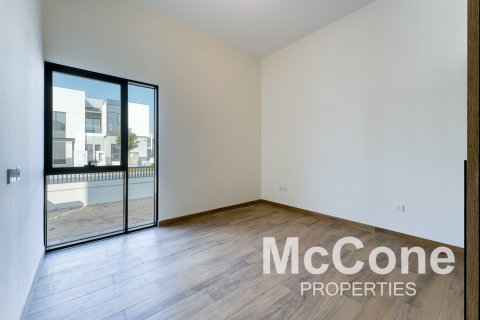 Vilë në Al Furjan, Dubai, Emiratet e Bashkuara Arabe 4 dhoma gjumi, 324.97 m2. № 587377 - Foto 8