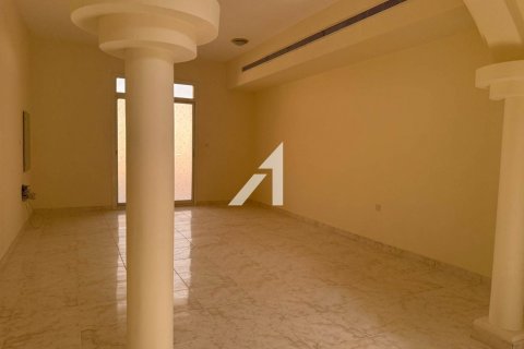Villa zur Miete in Al Safa, Dubai, VAE 5 Schlafzimmer, 1569.3 m2 Nr. 647017 - Foto 9