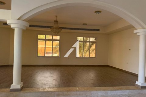 Villa zur Miete in Al Safa, Dubai, VAE 5 Schlafzimmer, 1569.3 m2 Nr. 647017 - Foto 4
