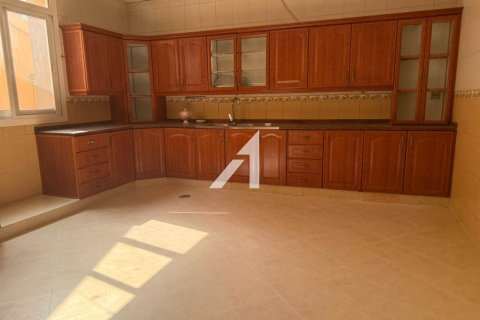 Villa zur Miete in Al Safa, Dubai, VAE 5 Schlafzimmer, 1569.3 m2 Nr. 647017 - Foto 21