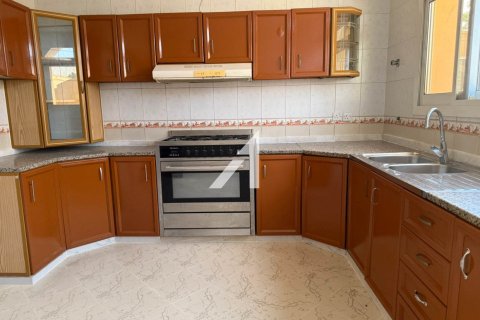 Villa zur Miete in Al Safa, Dubai, VAE 5 Schlafzimmer, 1569.3 m2 Nr. 647017 - Foto 11