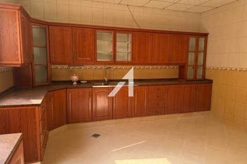 Villa zur Miete in Al Safa, Dubai, VAE 5 Schlafzimmer, 1569.3 m2 Nr. 647017 - Foto 17