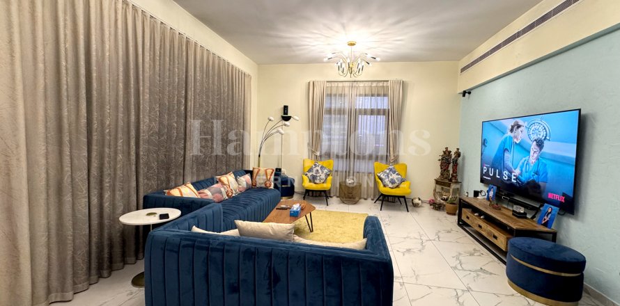 Byt v The Views, Dubai, SAE 3 ložnice, 193.052 m² Č.: 583337