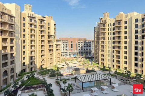آپارتمان در Umm Suqeim، Dubai ، امارات متحده عربی 2 خوابه ، 104.8 متر مربع. شماره 703801