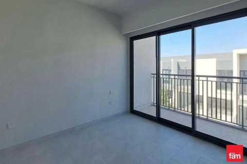 Villa itt: Dubai, EAE, 4 hálószoba, 231.2 m², azonosító: 703800