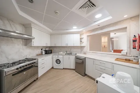 شقة للبيع في نخلة جميرا، دبي، الإمارات العربية المتحدة 3 غرفة نوم ، 200 متر مربع ، رقم 649595 - صورة 10