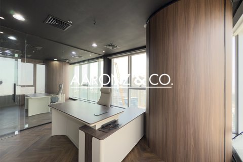 Oficina en alquiler en Business Bay, Dubai, EAU 82.5 m2 № 670612 - foto 6
