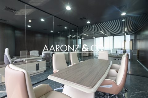 Oficiu în Business Bay, Dubai, EAU 82 mp.  №670612