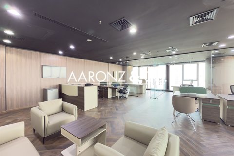 Oficina en alquiler en Business Bay, Dubai, EAU 82.5 m2 № 670612 - foto 2