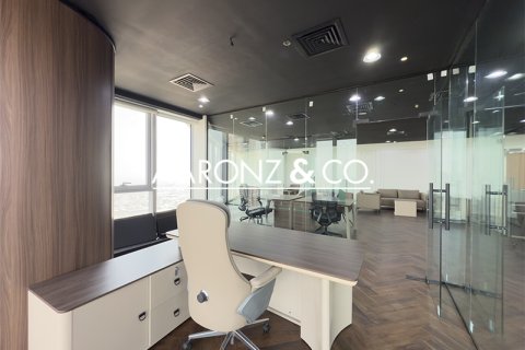 Oficina en alquiler en Business Bay, Dubai, EAU 82.5 m2 № 670612 - foto 15