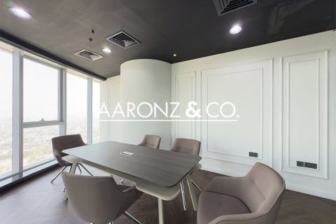 Oficina en alquiler en Business Bay, Dubai, EAU 82.5 m2 № 670612 - foto 13