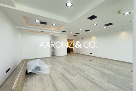 Office in Business Bay, Dubai, UAE 90.4 sq.m. № 670614 - photo 2