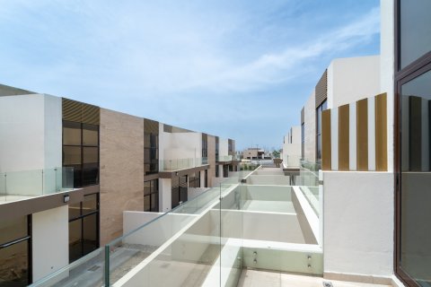 Radhus till försäljning i Wadi Al Safa 3, Dubai, UAE 4 sovrum, 295 kvm Nr. 696098 - fotografi 19
