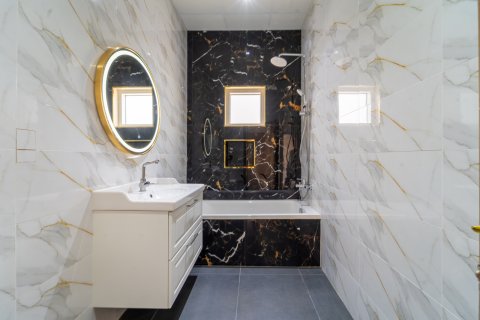 טאונהאוס למכירה ב Nadd Al Sheba, Dubai, איחוד האמירויות  6 חדרי שינה, 930 מ"ר, מספר 696097 - תמונה 18