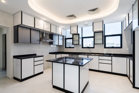 Villa in vendita a Dubai, EAU 5 camere da letto, 539 mq. № 734445 - foto 8