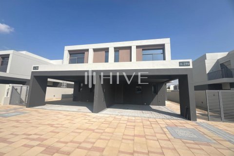 Shtëpi në qytet në Dubai South (Dubai World Central), Dubai, Emiratet e Bashkuara Arabe 3 dhoma gjumi, 240.5 m2. № 572378 - Foto 1