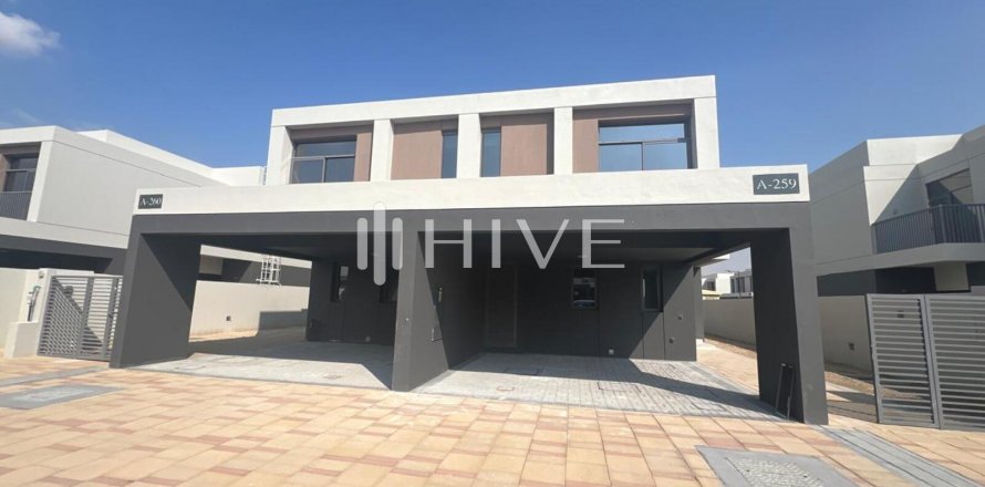 Shtëpi në qytet në Dubai South (Dubai World Central), Dubai, Emiratet e Bashkuara Arabe 3 dhoma gjumi, 240.5 m2. № 572378