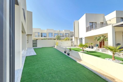 Villa uthyres i Dubai South (Dubai World Central), Dubai, UAE 4 sovrum, 297.28960000 kvm Nr. 691669 - fotografi 17