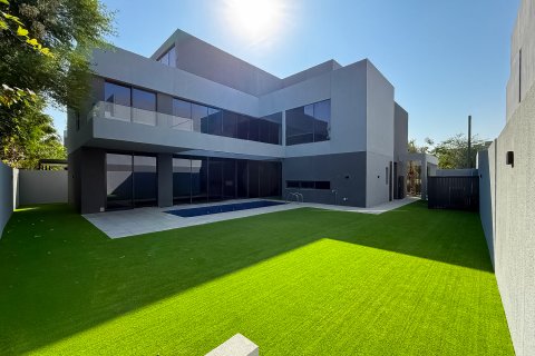 Villa zum Verkauf in Tilal City, Sharjah, VAE 5 Schlafzimmer, 568.29 m2 Nr. 748981 - Foto 5