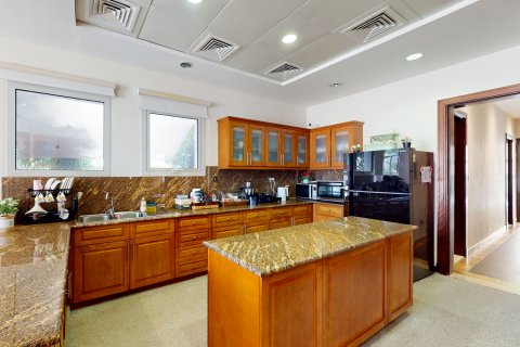 Villa in The Villa, Dubai, UAE 5 bedrooms, 627 sq.m. № 748982 - photo 2