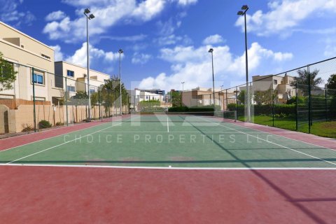 Villa zum Verkauf in Abu Dhabi, VAE 3 Schlafzimmer, 225.2 m2 Nr. 731456 - Foto 16