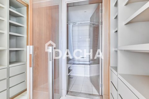 Appartamento in vendita a Business Bay, Dubai, EAU 2 camere da letto, 141 mq. № 710338 - foto 16