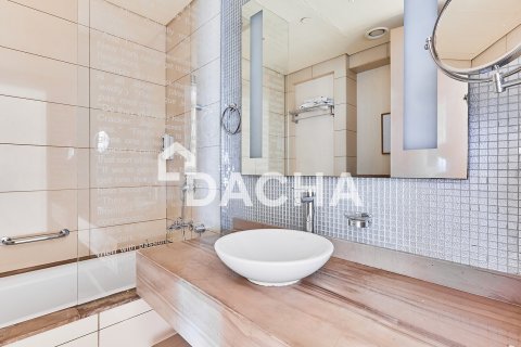 Appartamento in vendita a Business Bay, Dubai, EAU 2 camere da letto, 141 mq. № 710338 - foto 15