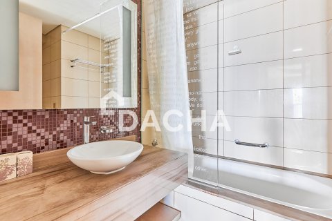 Appartamento in vendita a Business Bay, Dubai, EAU 2 camere da letto, 141 mq. № 710338 - foto 21